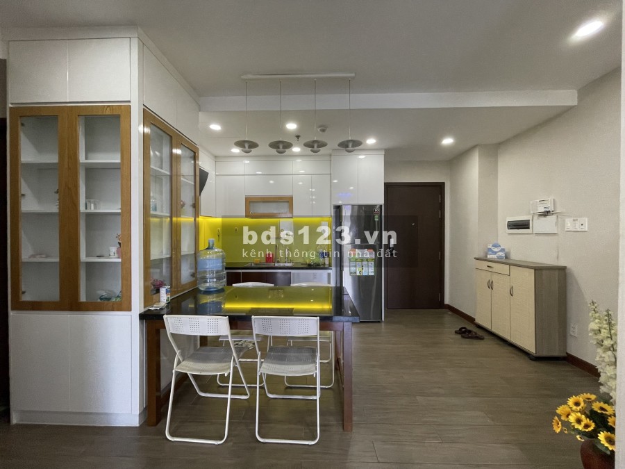 Cho thuê 3PN 2WC dt 87m2 Nội thất đầy đủ, c/cư cao cấp Garden Gate Quận Phú Nhuận
