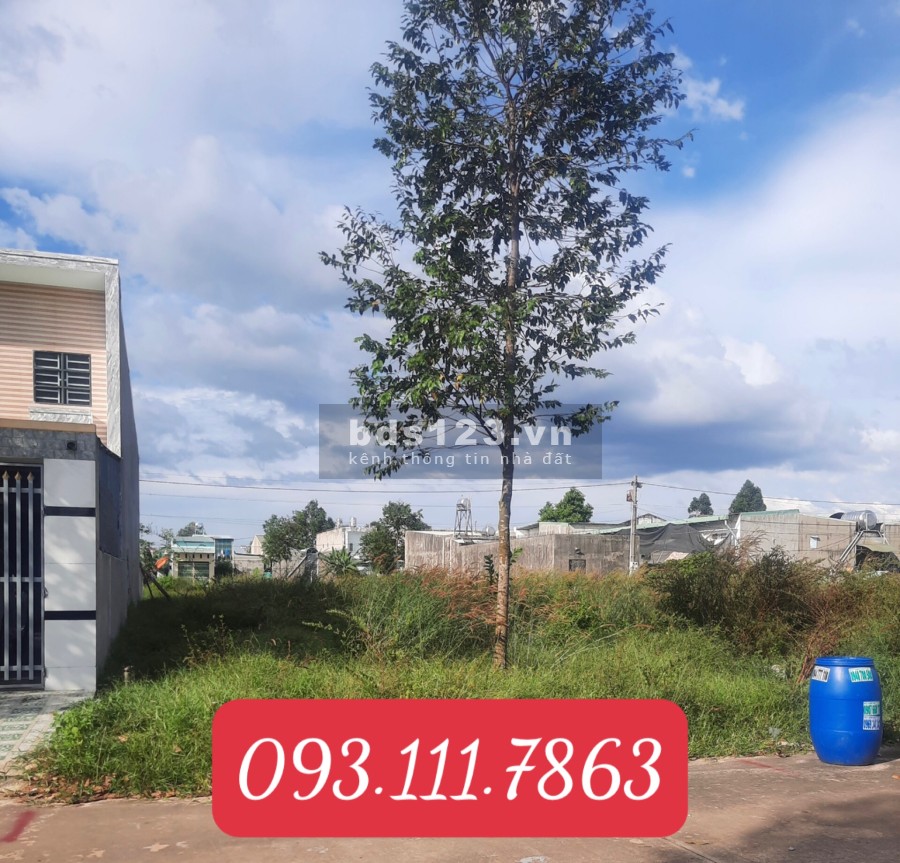 Cần bán Lô đất cạnh trường đại học Việt Đức đường thông dài ra Quốc Lộ 13 sổ hồng riêng