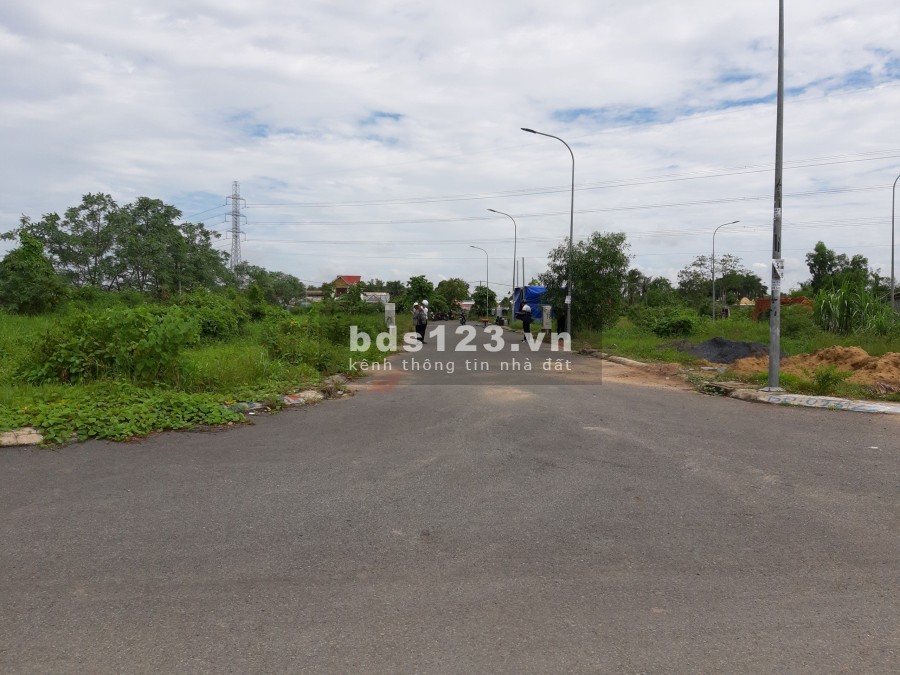 Tặng kèm ngay 5m2 đất nông nghiệp, ưu đãi đất nền giá rẻ tại Bình Chánh sổ hồng chính chủ