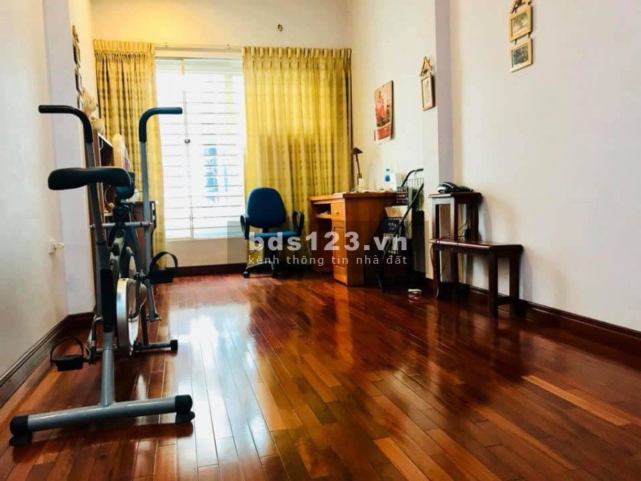 Bán nhà nguyên căn Trích Sài, Tây Hồ Gần TCI Hospital - Bệnh Viện Đa Khoa sổ sẵn bàn giao ngay