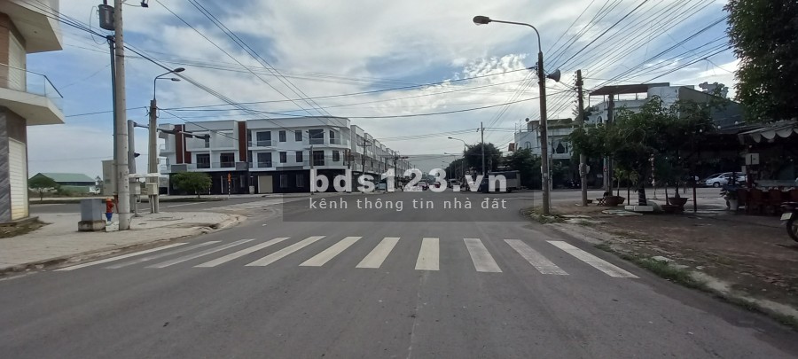 Mặt Tiền Đường Nguyễn Trãi, Sổ Riêng, Đất Ở Đô Thị. 5x25,8. Chỉ 16tr/m2