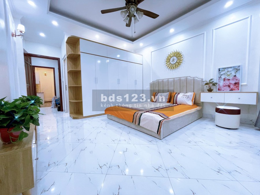 Nhà Quận Hà Đông, mới tinh khôi ô tô đỗ cạnh nhà công viên cách nhà 1 bước chân, gia 4.3 tỷ