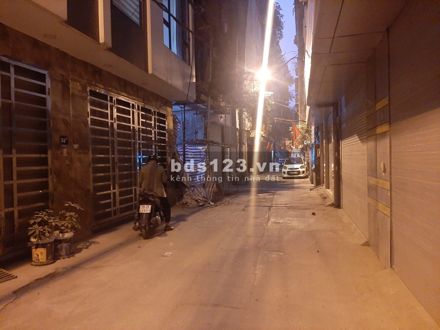 Bán gấp nhà hoa hậu Quận Ba Đình, thông số vàng 7 tầng, thang máy giá chỉ nhỉnh 10 tỷ