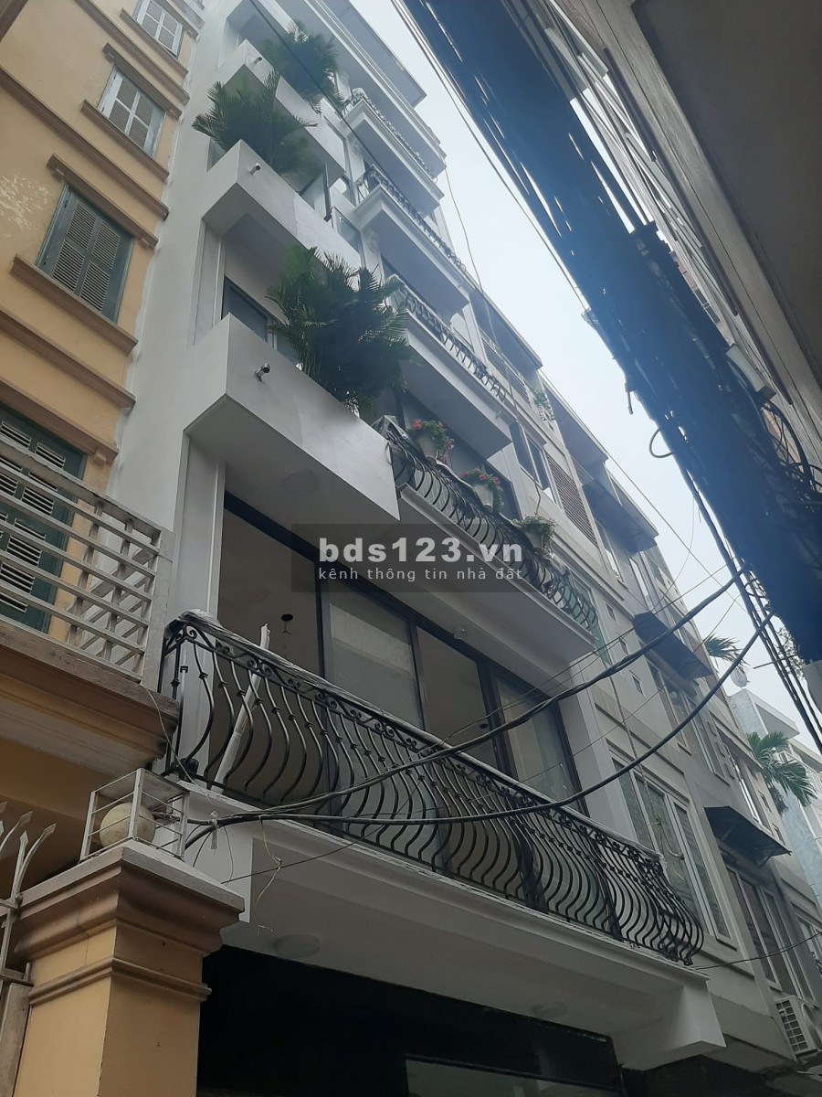 Bán gấp nhà hoa hậu Quận Ba Đình, thông số vàng 7 tầng, thang máy giá chỉ nhỉnh 10 tỷ