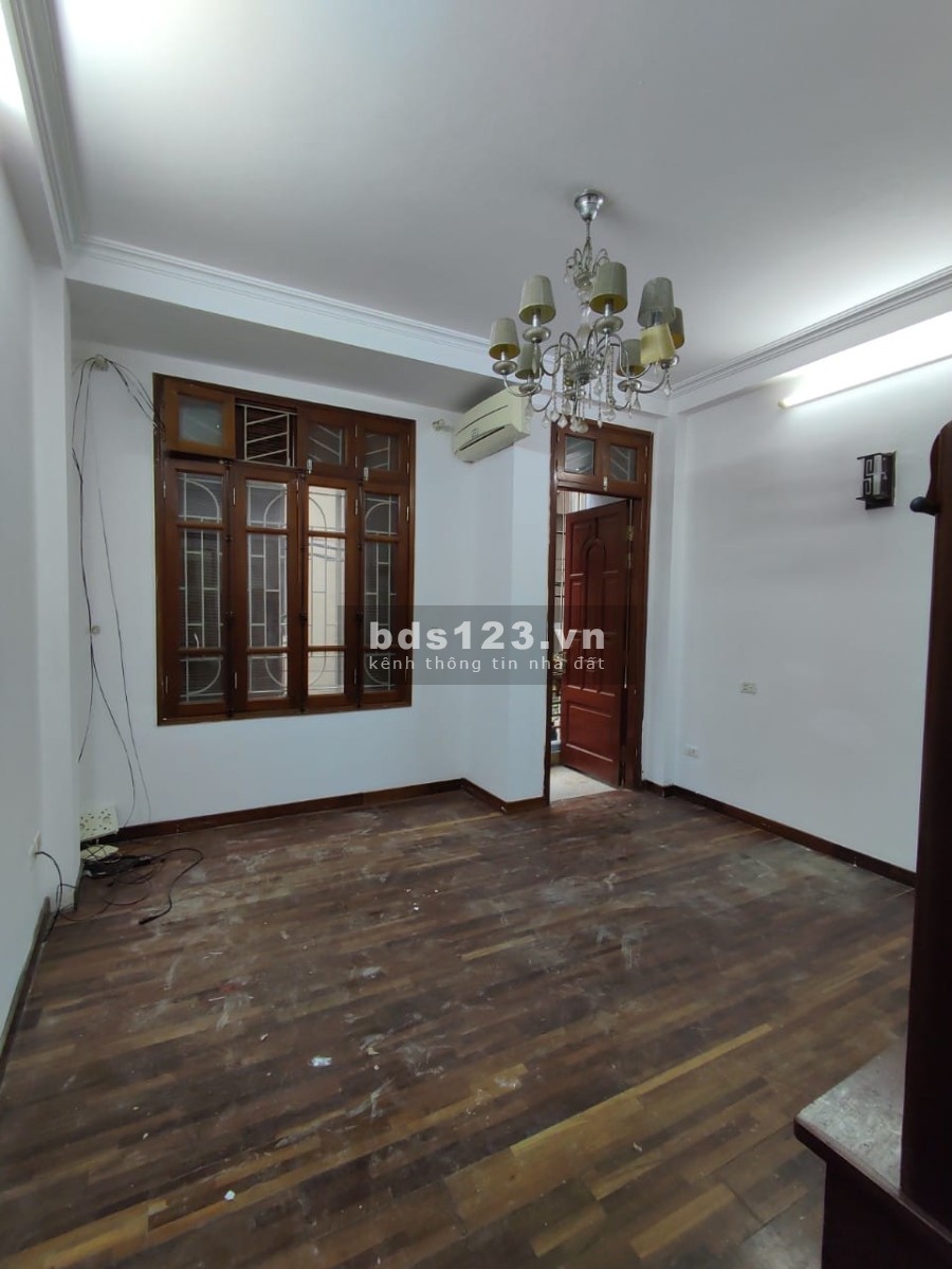 Bán nhà chung cư Mỹ Đình 8 phòng diện tích 58m2 mặt tiền 4.5m, giá chào 5.5 tỷ sổ chính chủ