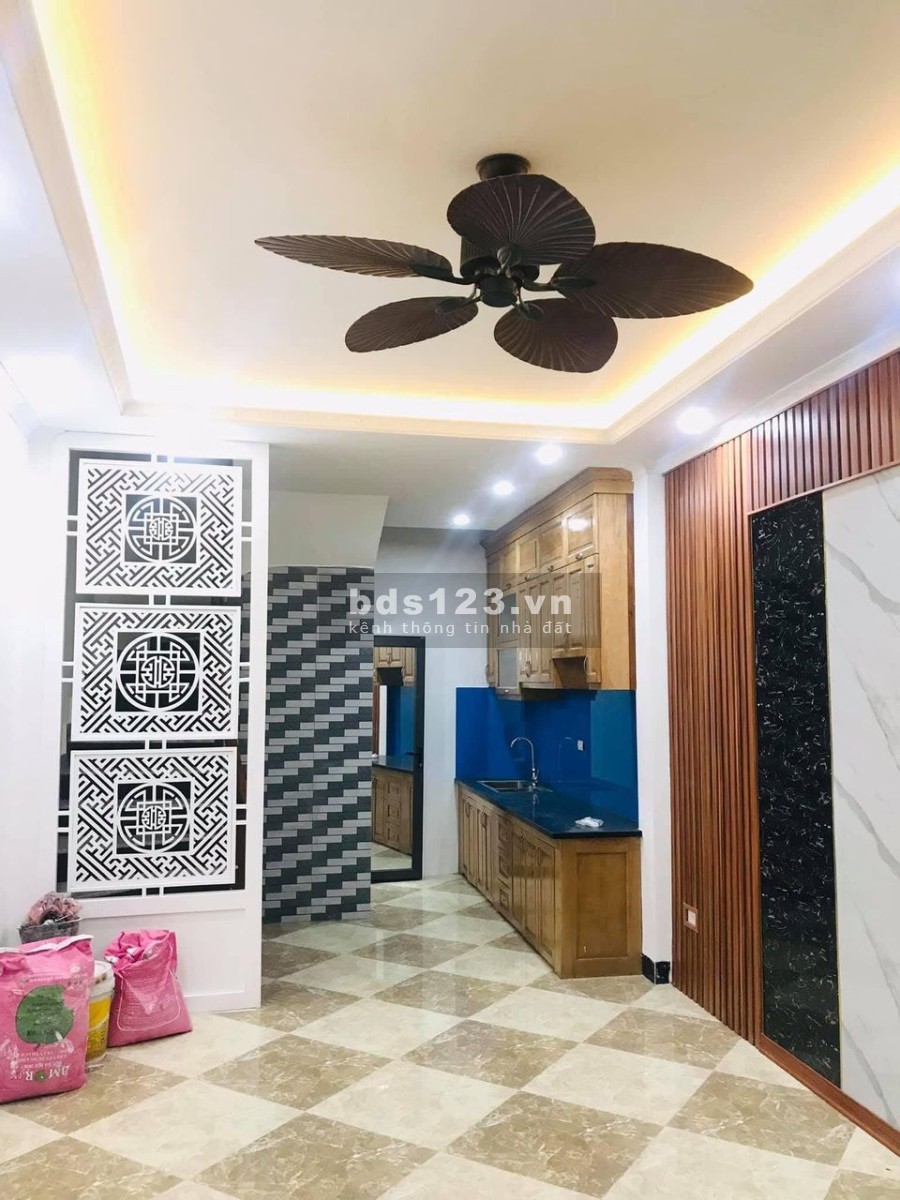 Thanh Xuân nhà mới mặt ngõ lô góc kinh doanh sổ đỏ đẹp nở hậu, sẵn sàng giao dịch