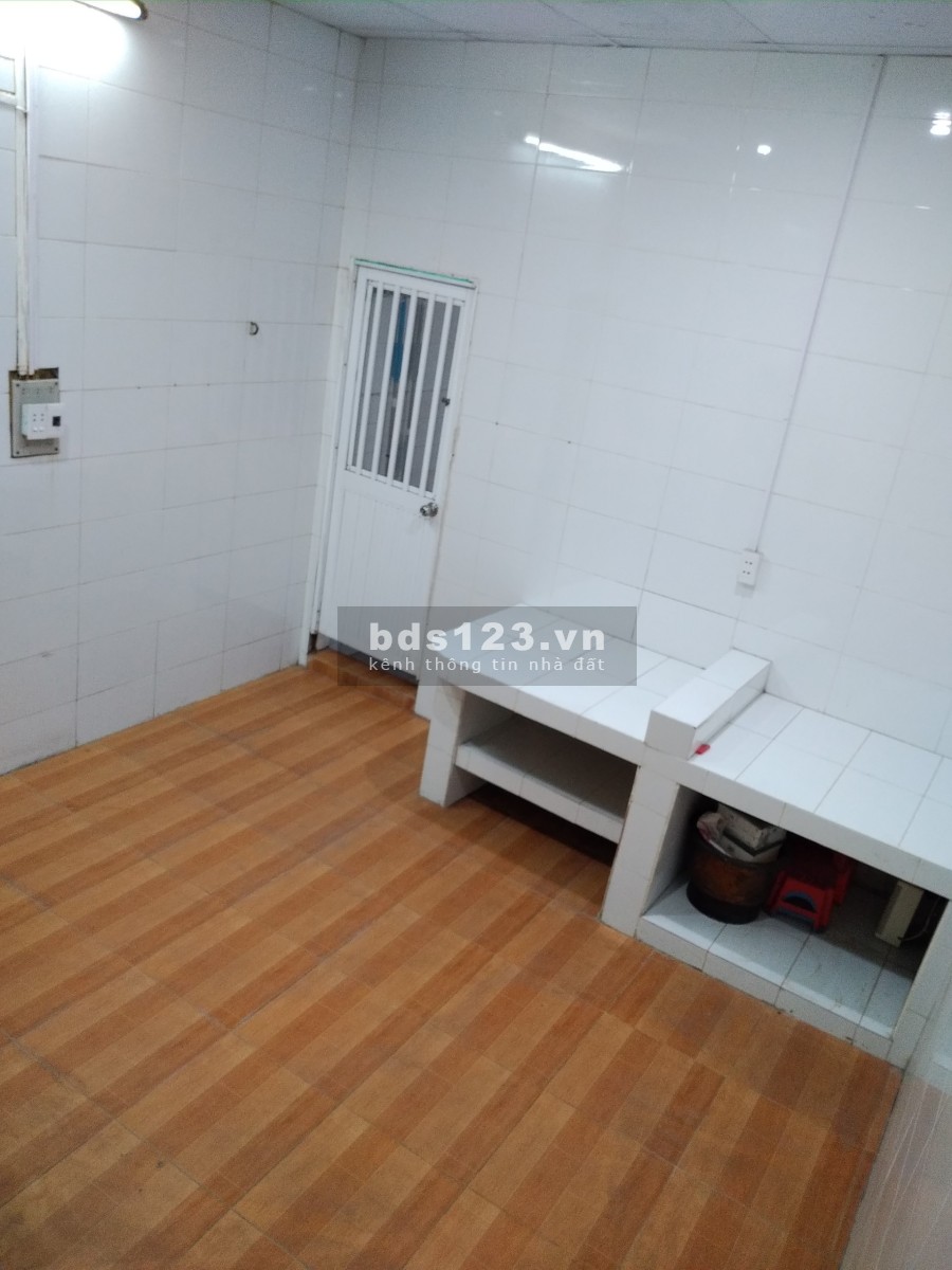 Cho thuê 2 căn nhà riêng Rộng & Rẻ. Có kèm sân vườn rộng 40m pháp lý chính chủ ở ngay