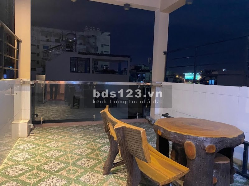 Bán Nhà Hẻm Đường Trần Hưng Đạo, Quận 1, giá rẻ, 32m2, 5 lầu, 2 PN sổ riêng chính chủ