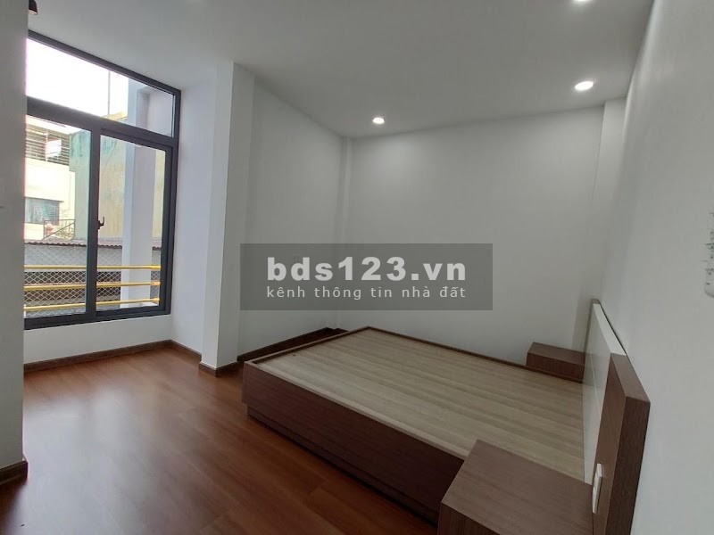 Bán Nhà Đường Hồ Thị Kỷ, Quận 10, Giá Rẻ, 55m2, 5 Lầu, 6 PN, Sát Mặt Tiền