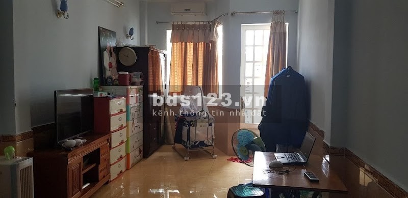 Bán nhà Đường Đinh Tiên Hoàng, Bình Thạnh, Giá Rẻ, 76m2, 4 Lầu, 5 Phòng Ngủ