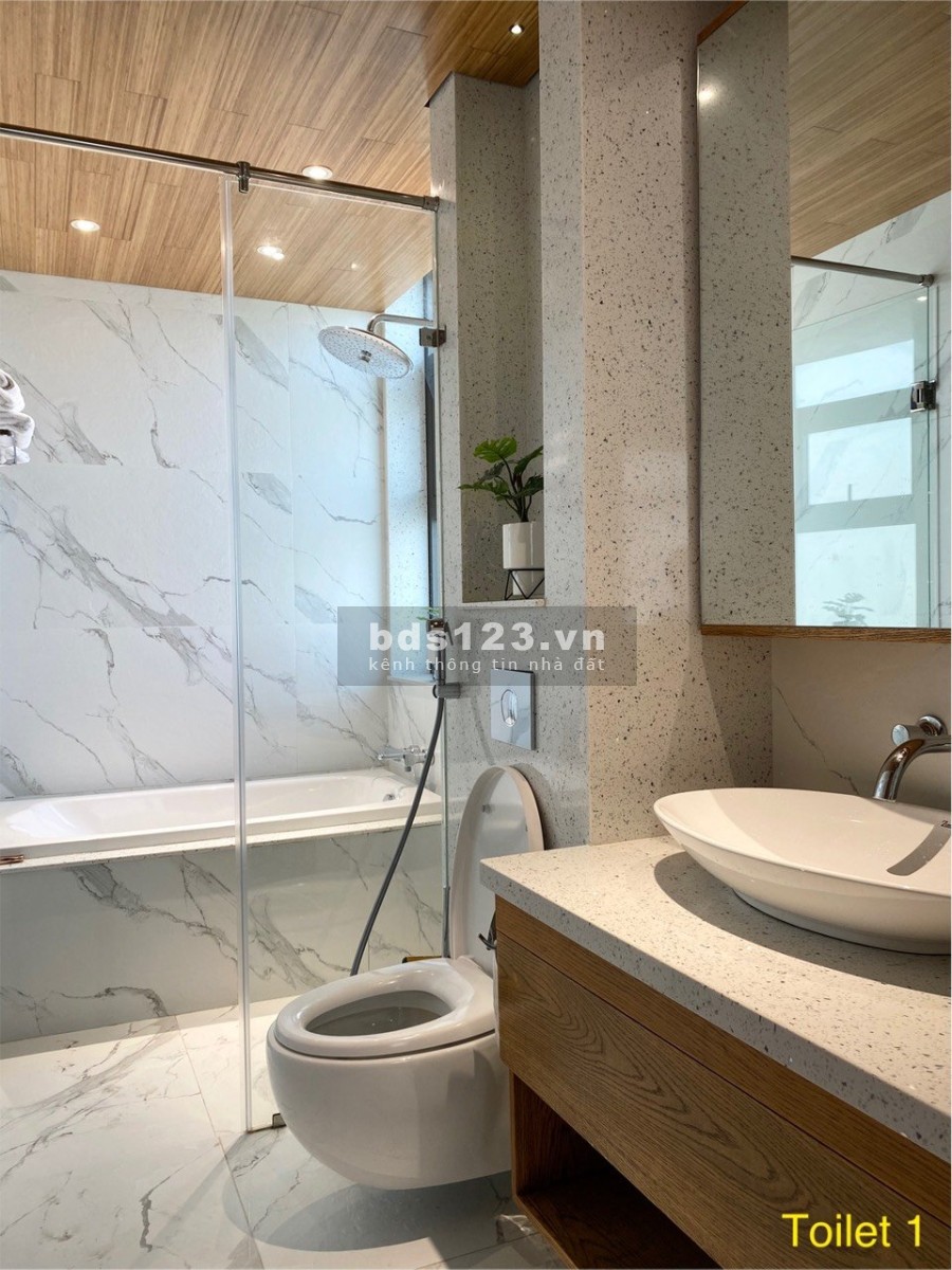 Bán nhà phố Lake View city mặt tiền đường lớn và view sông 5 tầng dt 182m2 đầy đủ nội thất