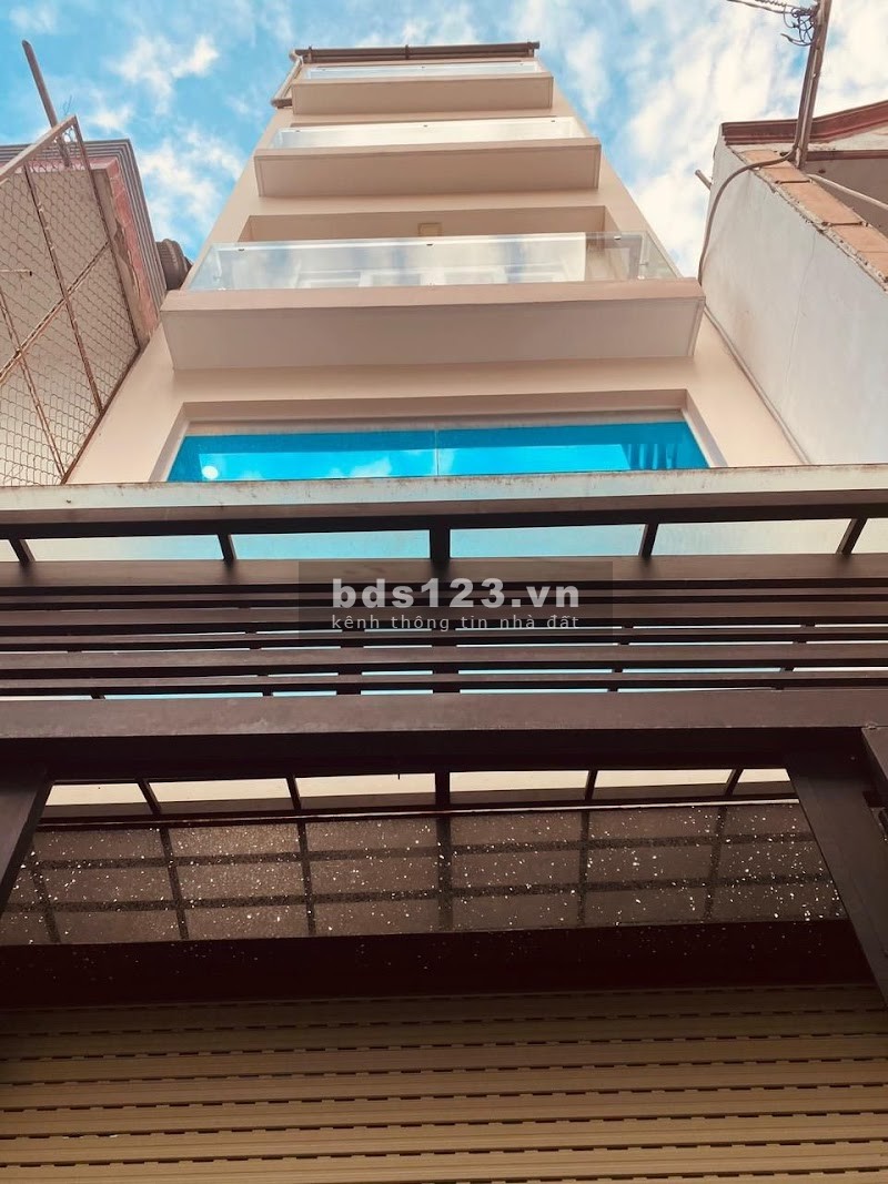 Bán Nhà Hẻm Đường Trần Hưng Đạo, Quận 1, giá rẻ, 32m2, 5 lầu, 2 PN sổ riêng chính chủ