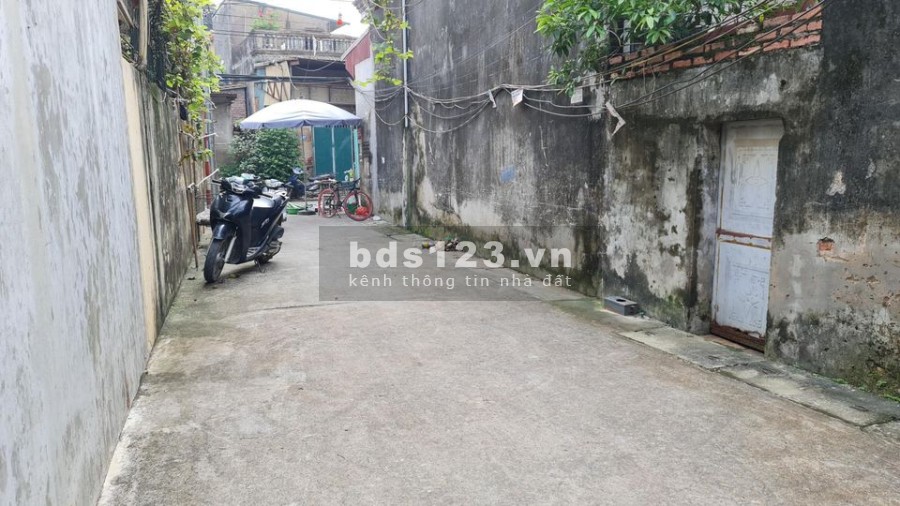Bán đất An Thượng ô tô ra vào tránh nhau thoải mái trục chính giá 36 triệu/tháng, pháp lý sẵn