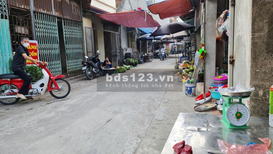 Bán đất An Thượng ô tô ra vào tránh nhau thoải mái trục chính giá 36 triệu/tháng, pháp lý sẵn