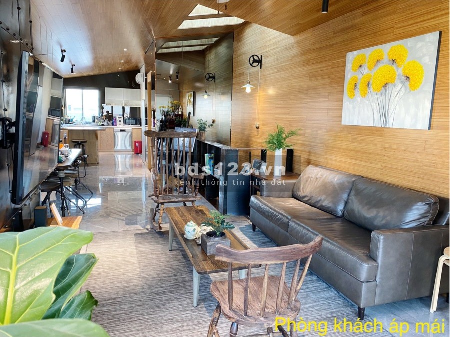 Bán nhà phố Lake View city mặt tiền đường lớn và view sông 5 tầng dt 182m2 đầy đủ nội thất