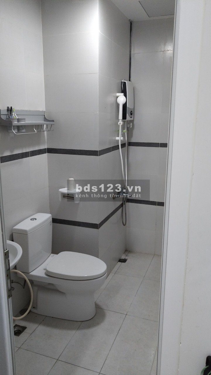Tôi cần cho thuê nhanh căn hộ chung cư Felisa Riverside, 99 Bến Bình Đông, quận 8,