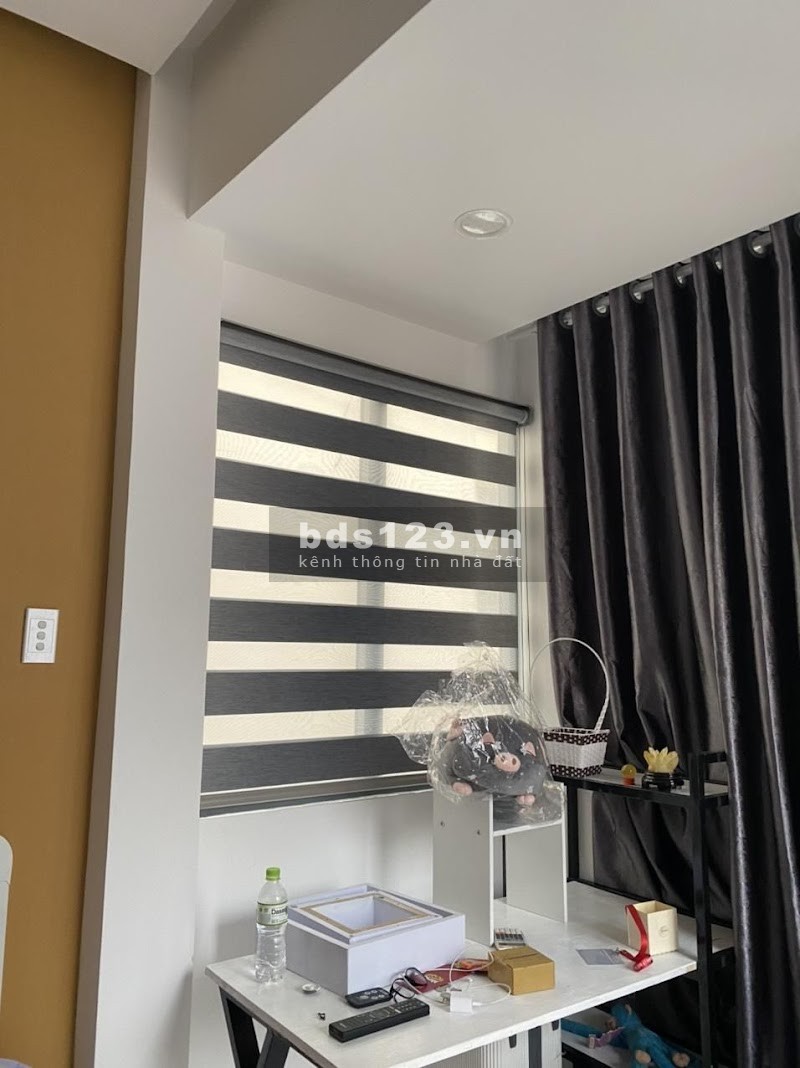 Bán nhà Đường Trần Hưng Đạo, Quận 1, Giá Rẻ, 33m2, 3 Lầu, 2 PN