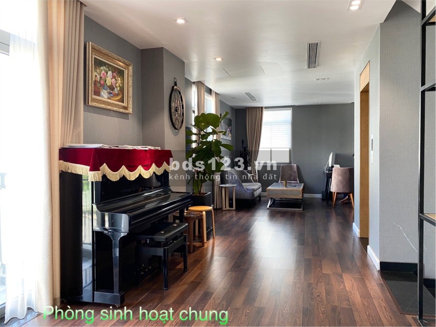 Bán nhà phố Lake View city mặt tiền đường lớn và view sông 5 tầng dt 182m2 đầy đủ nội thất