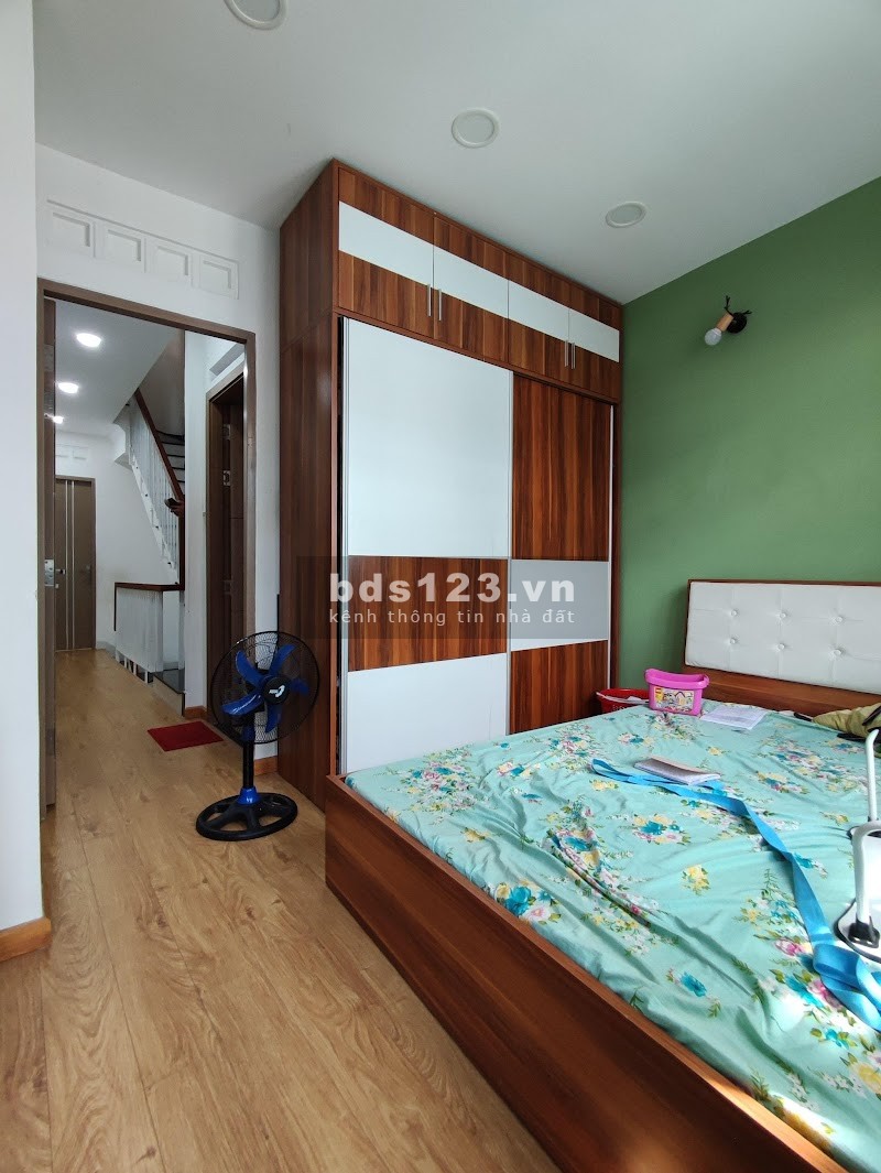 Bán nhà Phùng Văn Cung, Phú Nhuận, Giá Rẻ, 45m2, 4 Lầu, 4 Phòng Ngủ