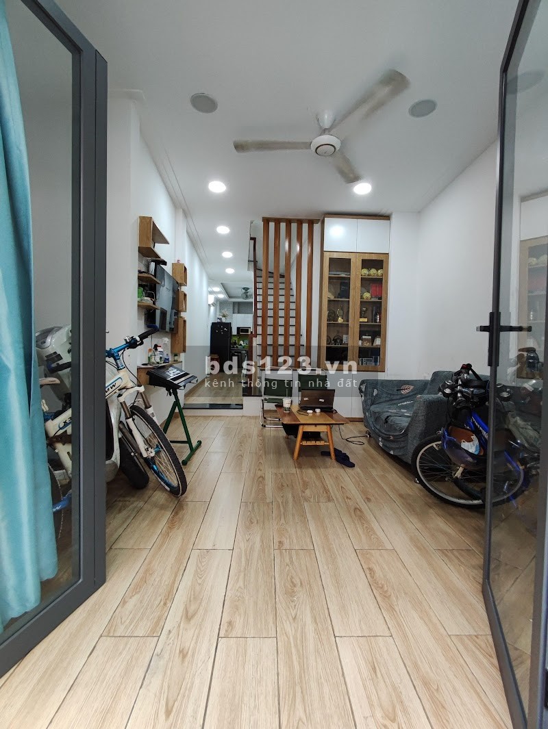 Bán nhà Phùng Văn Cung, Phú Nhuận, Giá Rẻ, 45m2, 4 Lầu, 4 Phòng Ngủ