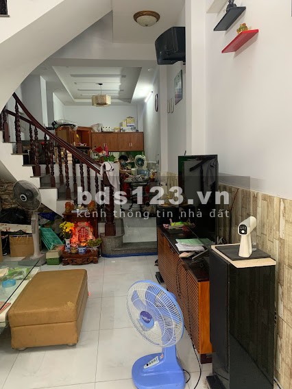(Gò Vấp)Nhà đẹp, hxh, gấp bán, Thống Nhất, Nguyễn Văn lượng, dtsd 52m2, 3 tầng, 5.25 tỷ
