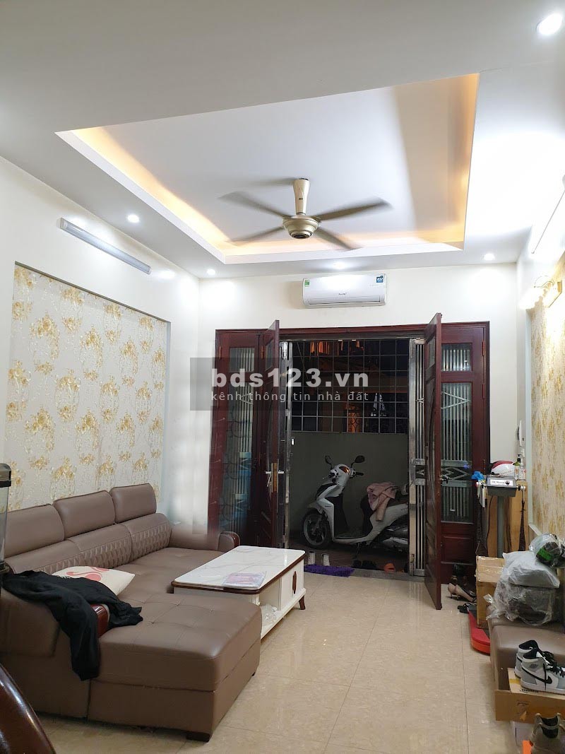 Yên Hòa diện tích sử dụng 60m2 5 tầng, mấy bước ra phố KD sầm uất, 5 tỷ 1 có thương lượng