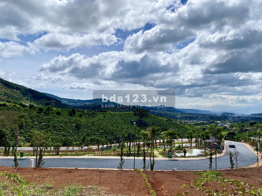 Đất nền Nam Ban Villas. Diện tích 450m2 giá bán chỉ 2 tỷ 900 triệu có sổ rồi tặng GPXD