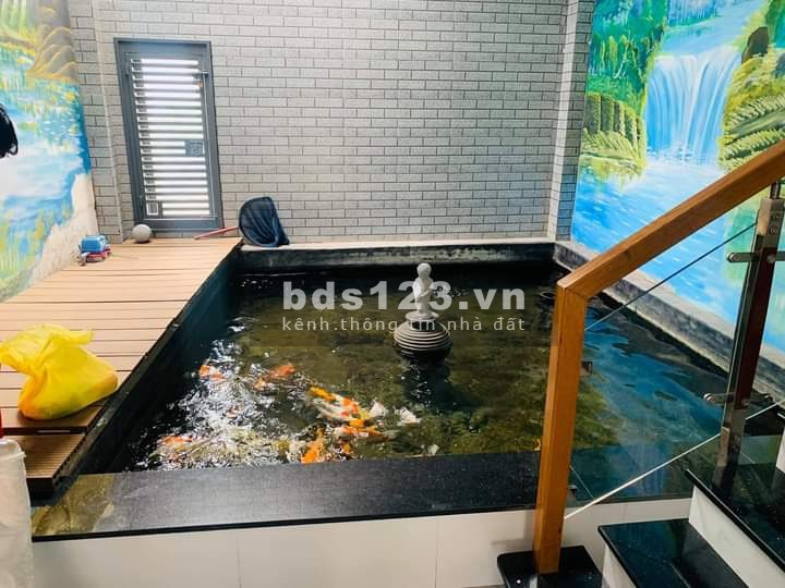 Nhà hẻm ô tô, sân thượng view 360 độ khu dân cư đông đúc, hàng xóm văn minh, tiện ích đủ