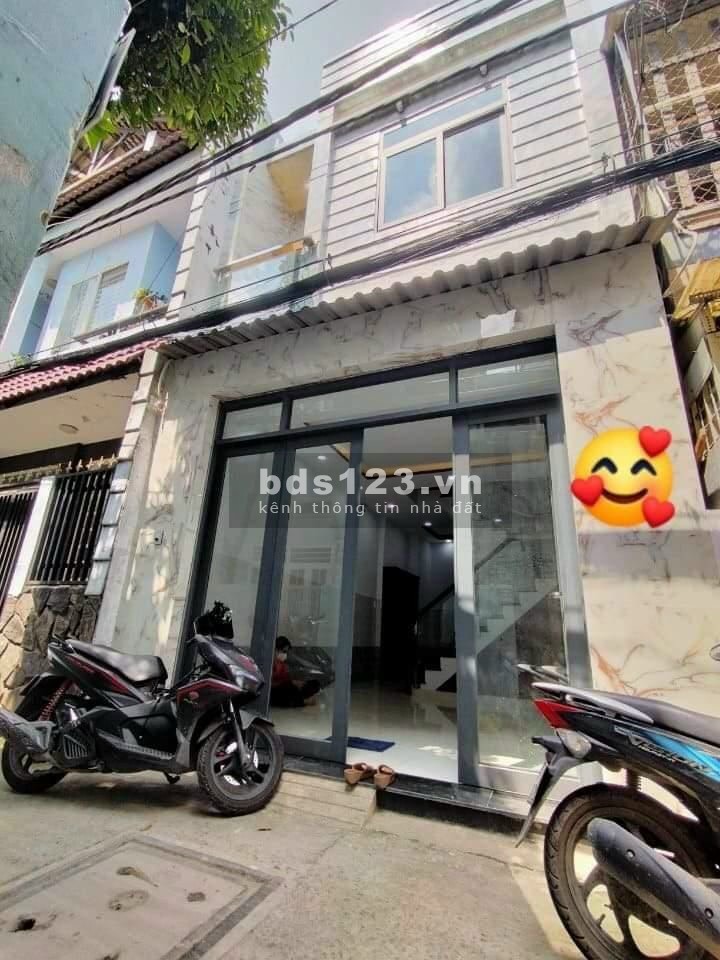 Ở Ngay hẻm ô tô siêu rẻ hẻm 3 gác khu dân cư đông đúc, sổ hồng riêng chính chủ, bàn giao ngay