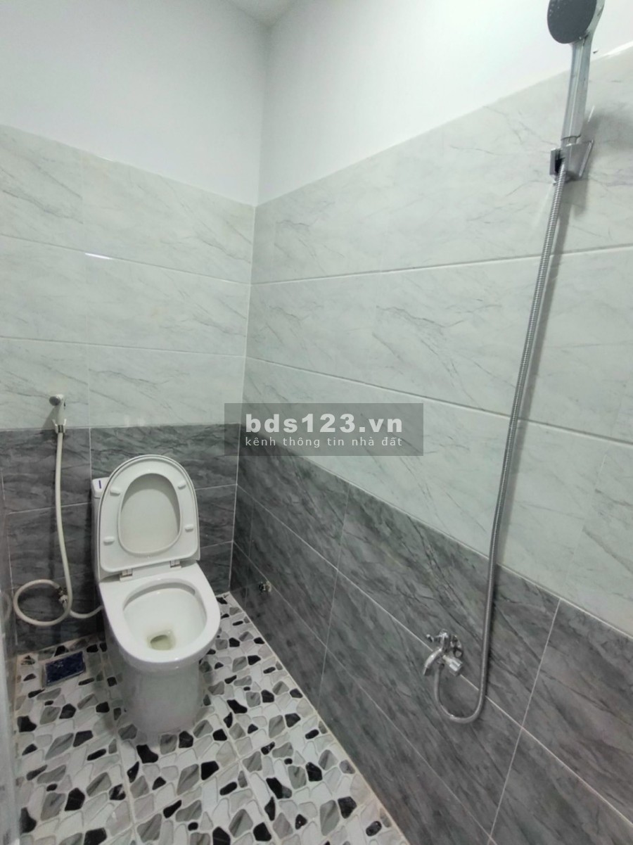 Ở Ngay hẻm ô tô siêu rẻ hẻm 3 gác khu dân cư đông đúc, sổ hồng riêng chính chủ, bàn giao ngay