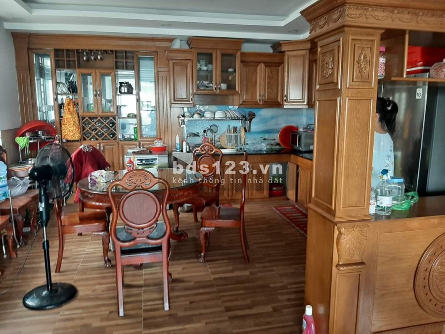 Nhà phố như biệt thự khu dân cư mới Lê Trọng Tấn giá bán 7,95 tỷ sổ sẵn, tiện ích đầy đủ