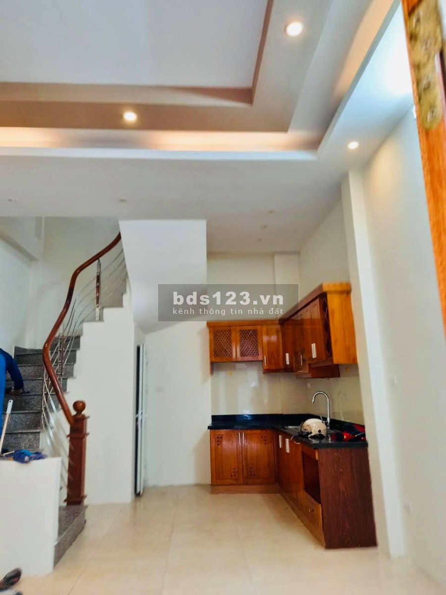 Bán nhà giá sốc nhà đẹp về ở luôn, diện tích 32m2, 5 tầng, giá 3.4 tỷ đường Hồ Tùng Mậu
