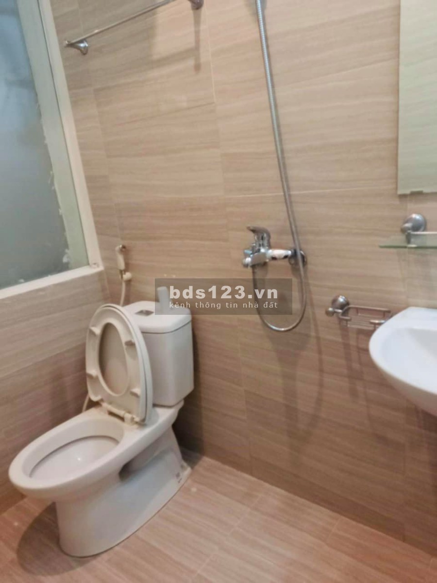 Bán nhà giá sốc nhà đẹp về ở luôn, diện tích 32m2, 5 tầng, giá 3.4 tỷ đường Hồ Tùng Mậu
