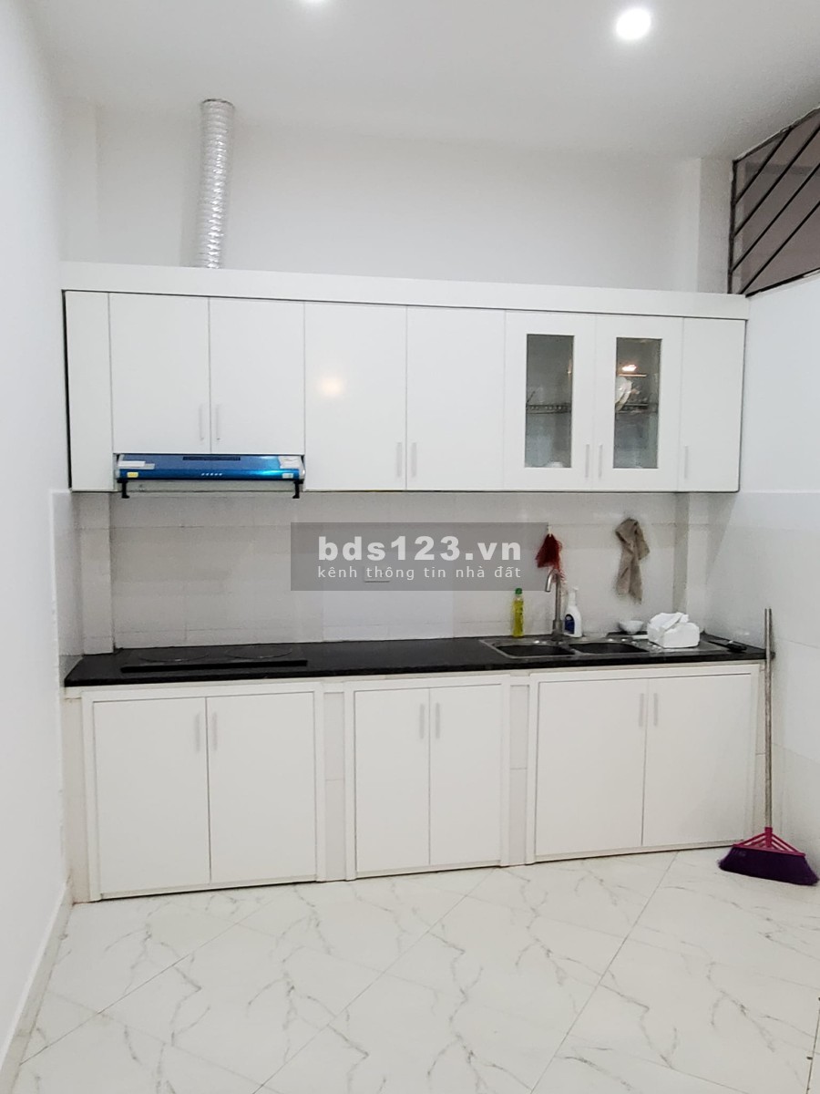 Bàn nhà Mỹ Đình lô góc bao mới đẹp bàn giao vào ở được ngay, dtsd 40m2, giá bán 3.95 tỷ