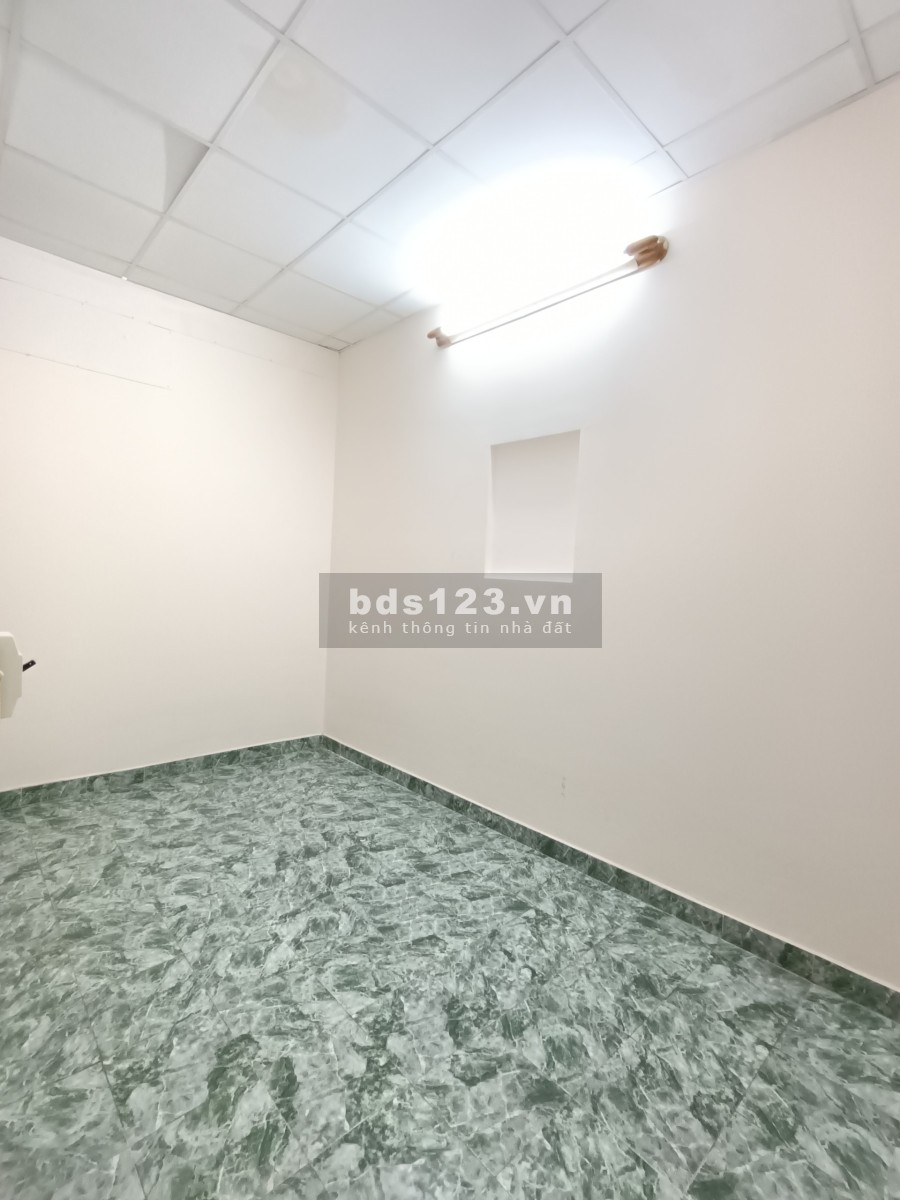 Nhà nguyên căn HXH Điện Biên Phủ Cạnh ĐH Kinh Tế 8PN