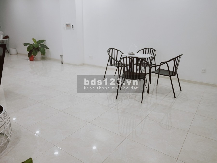 Cho thuê Saritown thuộc khu đô thị Sala giá 91 triệu/tháng tốt thương lượng, liên hệ 093689228