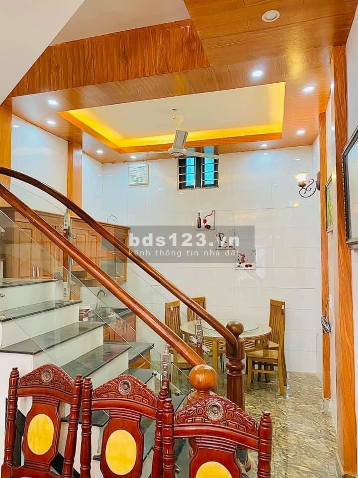 Bán nhà đẹp giá rẻ đón Tết, giá bán chỉ 3.9 tỷ có nhà Võ Chí Công diện tích sử dụng 42m2