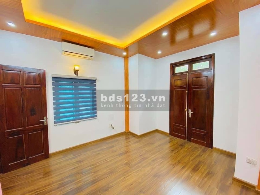 Bán nhà đẹp giá rẻ đón Tết, giá bán chỉ 3.9 tỷ có nhà Võ Chí Công diện tích sử dụng 42m2