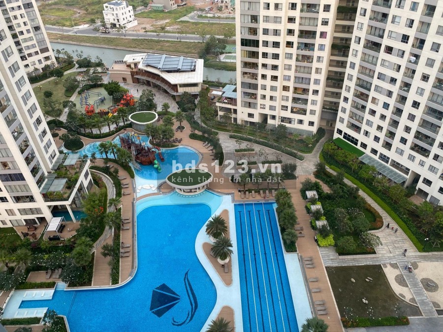 Bán căn 3PN- 118m2 - Full nội thất cao cấp, mới 100%. Giá 9,5 tỷ (full).LH 0903 989 980 - Mr Trí