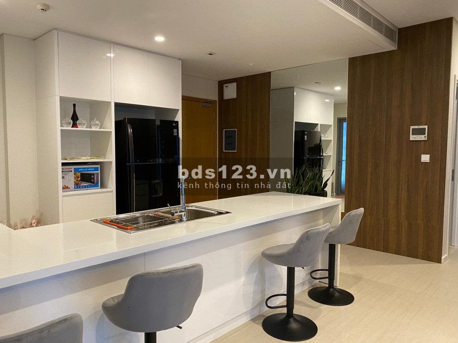 Bán căn 3PN- 118m2 - Full nội thất cao cấp, mới 100%. Giá 9,5 tỷ (full).LH 0903 989 980 - Mr Trí