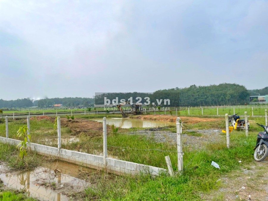 Bán đất vườn xã Nhuận Đức diện tích 500m2 giá bán 1ty4 nóng thêm từng giờ, sinh lợi từng ngày