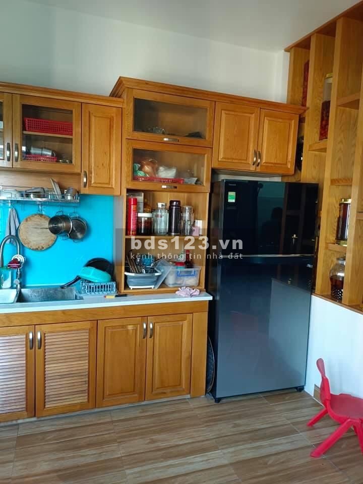 Nhà hẻm ô tô, sân thượng view 360 độ khu dân cư đông đúc, hàng xóm văn minh, tiện ích đủ