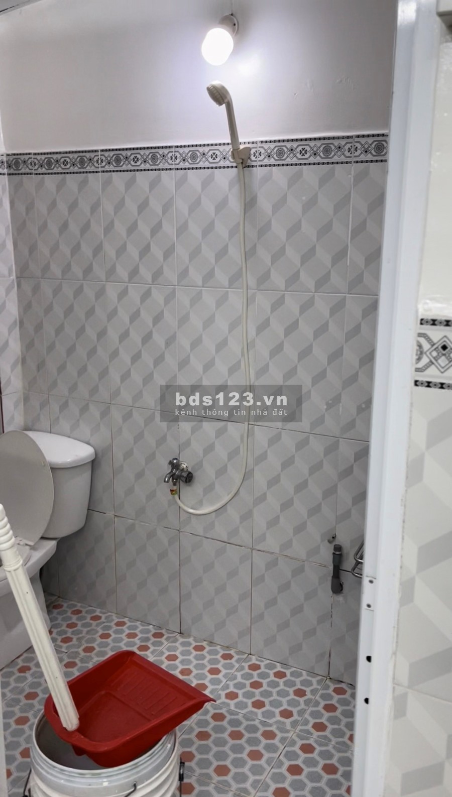 Nhà 1 trệt giá bán 1tỷ4 cách Bến Xe Quận 8 đường lớn 100m nguyên căn 51m2 (3x17m)