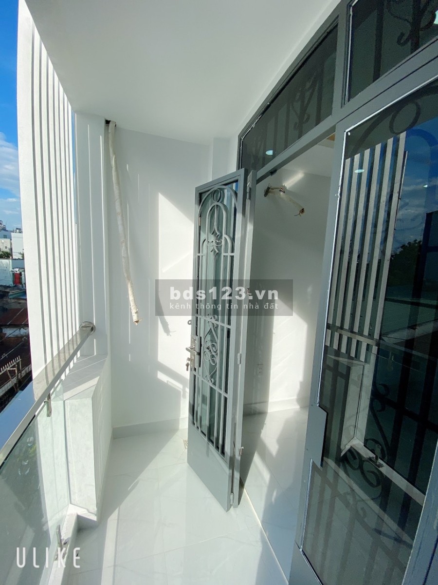 Ngay sát mặt tiền Nguyễn Thượng Hiền, nhà diện tích 3x8 giá bán 4.35 tỷ, sổ sẵn hoàn công
