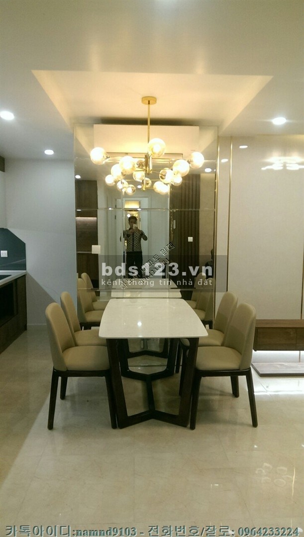 Cho thuê căn 2N nội thất mới chung cư Vinhomes Dcapitale tầng cao, view thoáng, lhcc