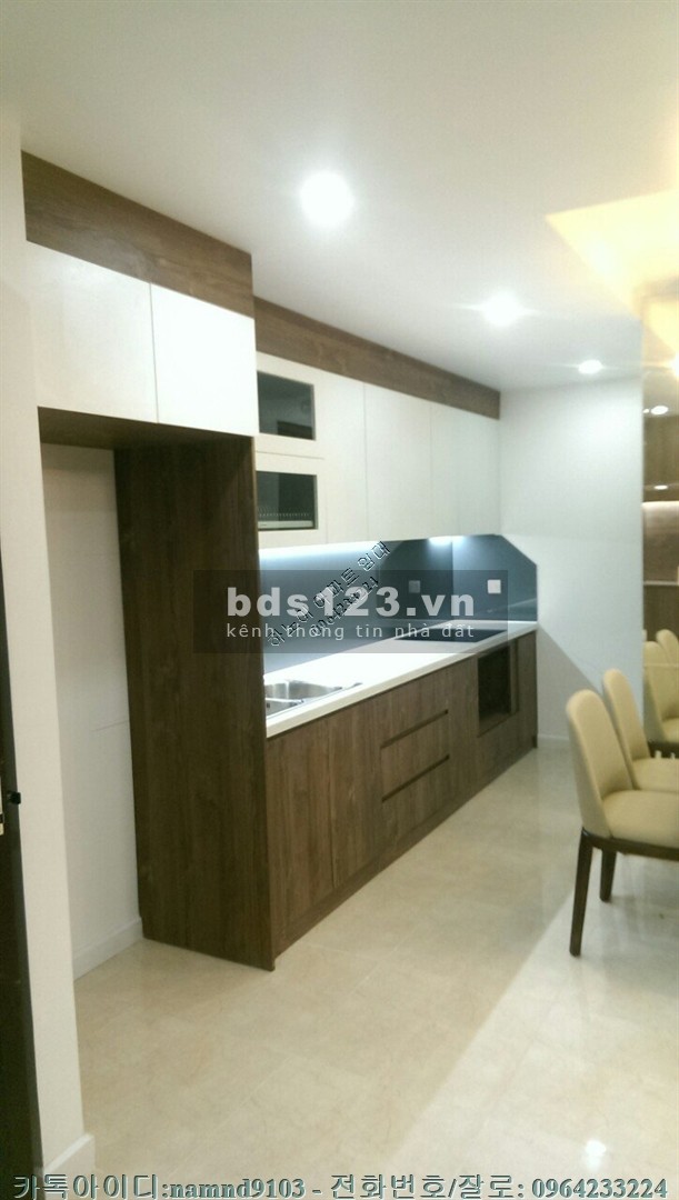 Cho thuê căn 2N nội thất mới chung cư Vinhomes Dcapitale tầng cao, view thoáng, lhcc