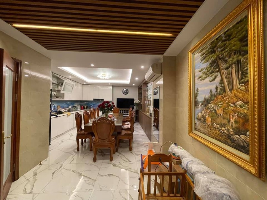 Bàn biệt thự Gia Thụy Long Biên 6 tầng, tặng lại nội thất cao cấp gần 2 tỷ lh 0915593001