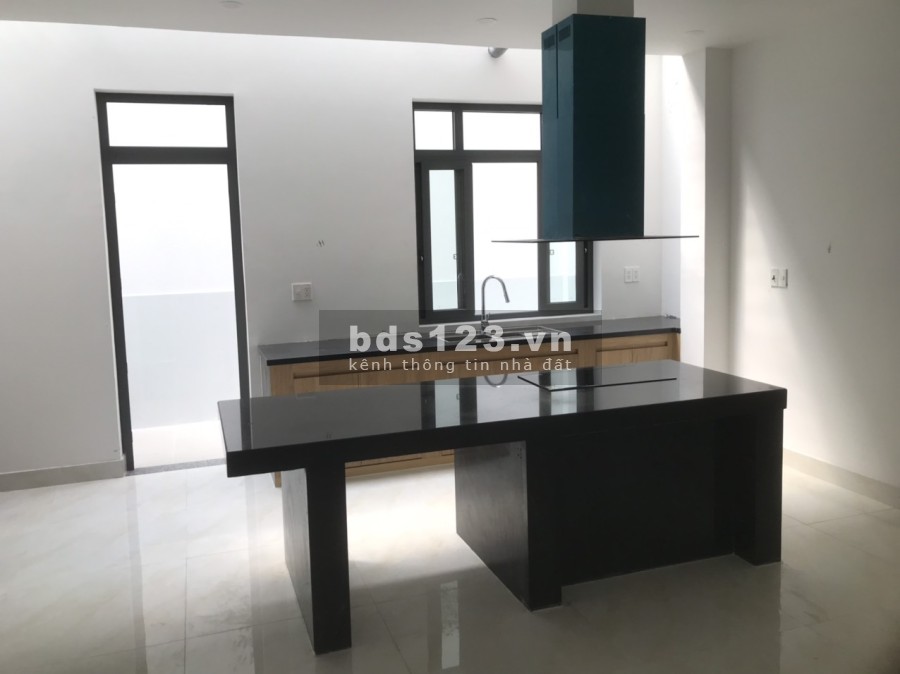 Chính chủ cần cho thuê nhà nguyên căn còn mới, mặt tiền đông đúc khu dân cư, tiện ích đủ