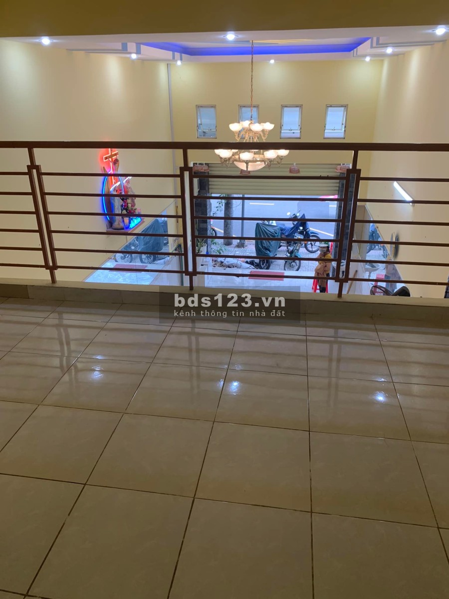 Bán nhà mặt tiền đường Vườn Lài, Phường Phú Thọ Hòa, Quận Tân Phú, 68m2, 11.6 tỷ