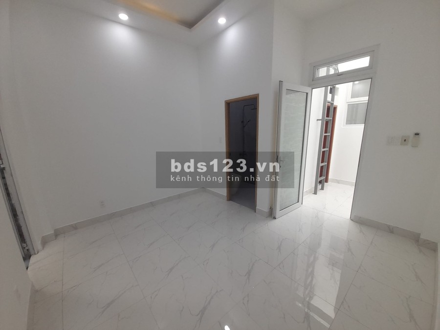 Nhà bán đường Nguyễn Văn Săng, Phường Tân Sơn Nhì, Tân Phú, 84m2, giá 6.7 tỷ